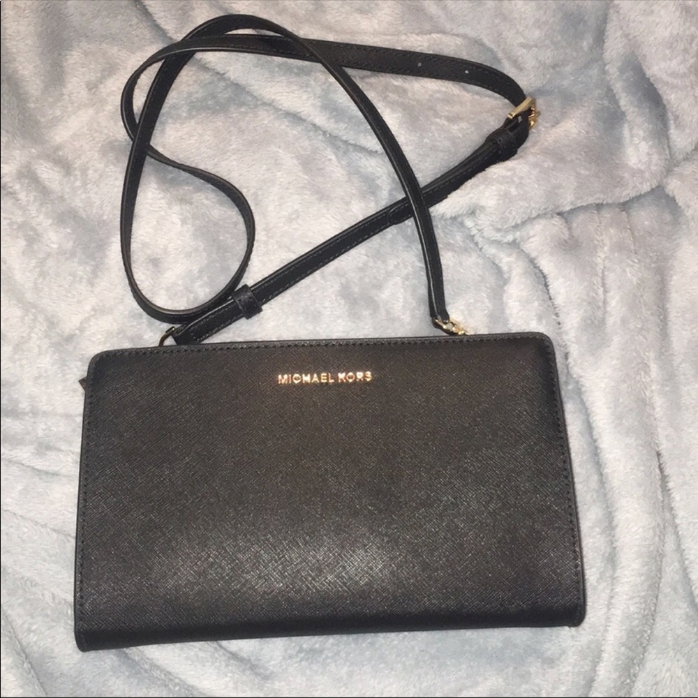 MK JET SET LARGE CONVERTIBLE LEATHER CROSSBODY
